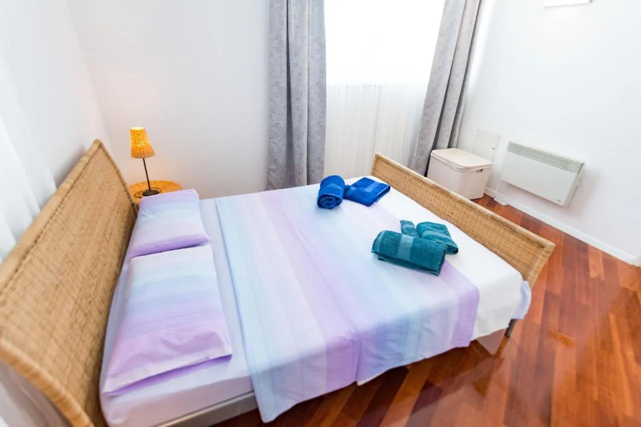 Apartment Mimi Biograd Na Moru